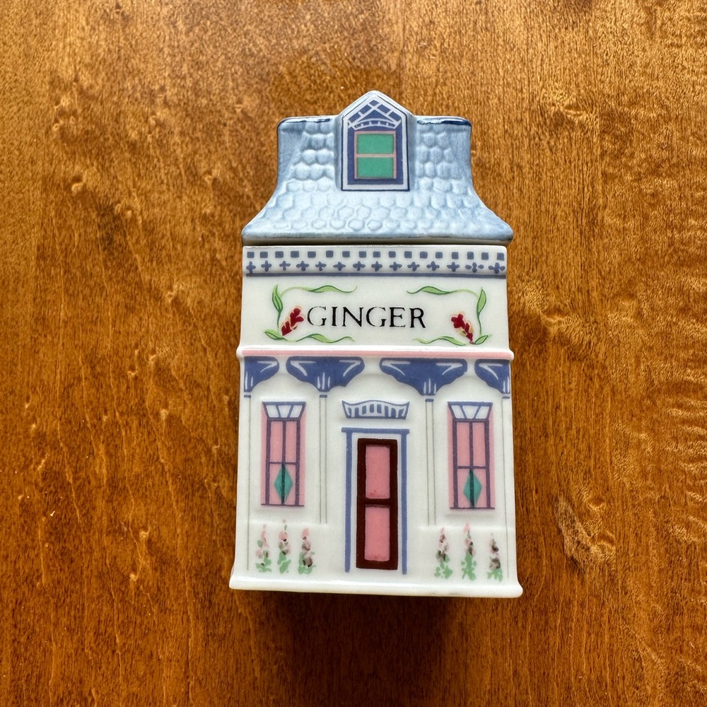 Lenox Spice Village 1989 Ginger